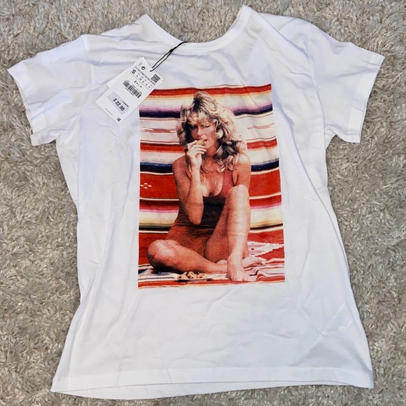 Zara Tops - Zara Graphic T Shirt